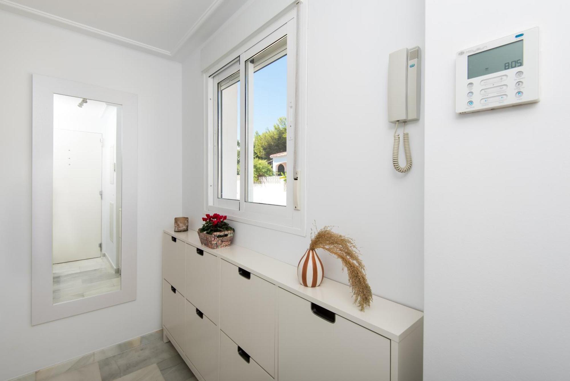 טורמולינוס Sea View And 350M To The Beach מראה חיצוני תמונה